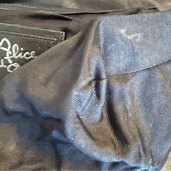 Alice + Olivia Large Leather Black Messenger Style Purse Bag - Picture 9 of 13